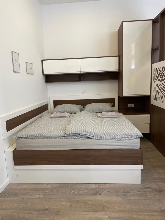 Apartment Center